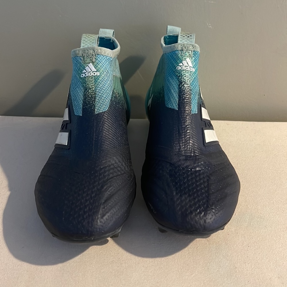 Soccer cleats Adidas ace 17+ size 5 youth / 6.5 woman
